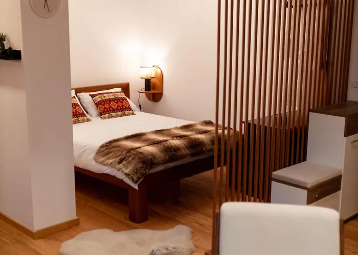 Апартаменты Zlatar Mountain Retreat