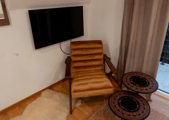 Апартаменты Zlatar Mountain Retreat Нова-Варош